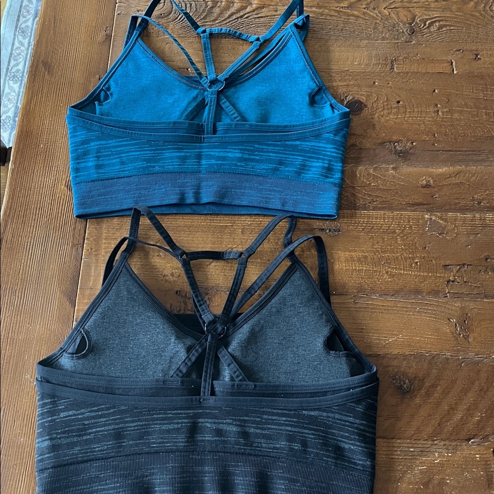 2 Gymshark Adapt Marl Seamless Sports Bra - Black and Teal. Medium. NWOT - Picture 2 of 4